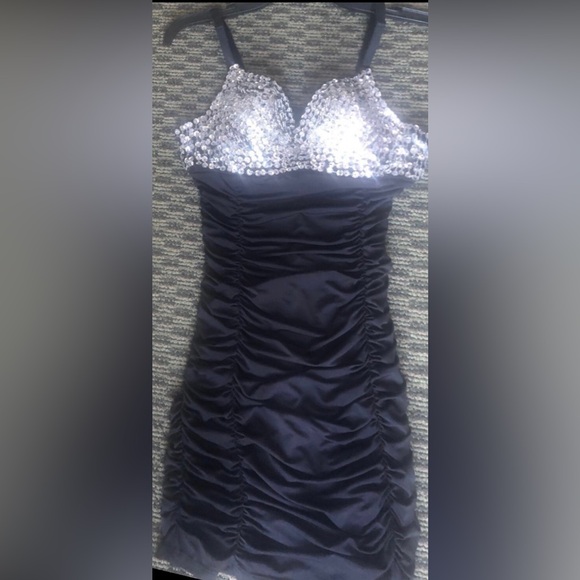 sequins vintage sequins & black ruched dress by Babe - Picture 7 of 16